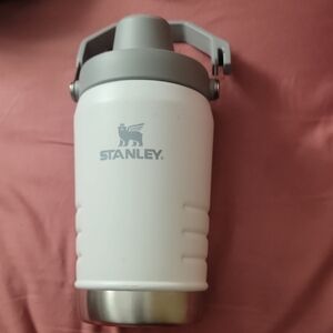 Stanley Ice Iceflow Jug with Fast Flow Lid 40onz